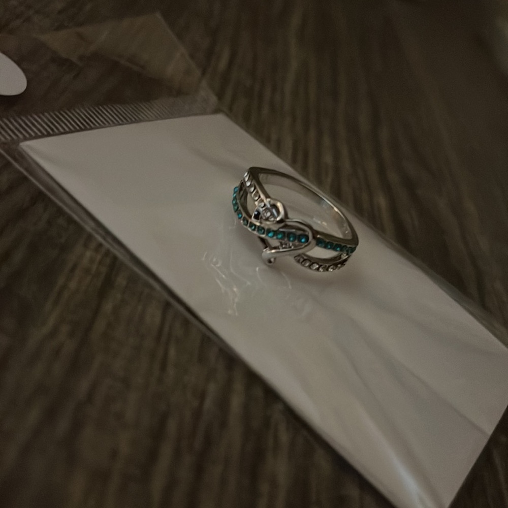 Ring - Picture 2 of 2